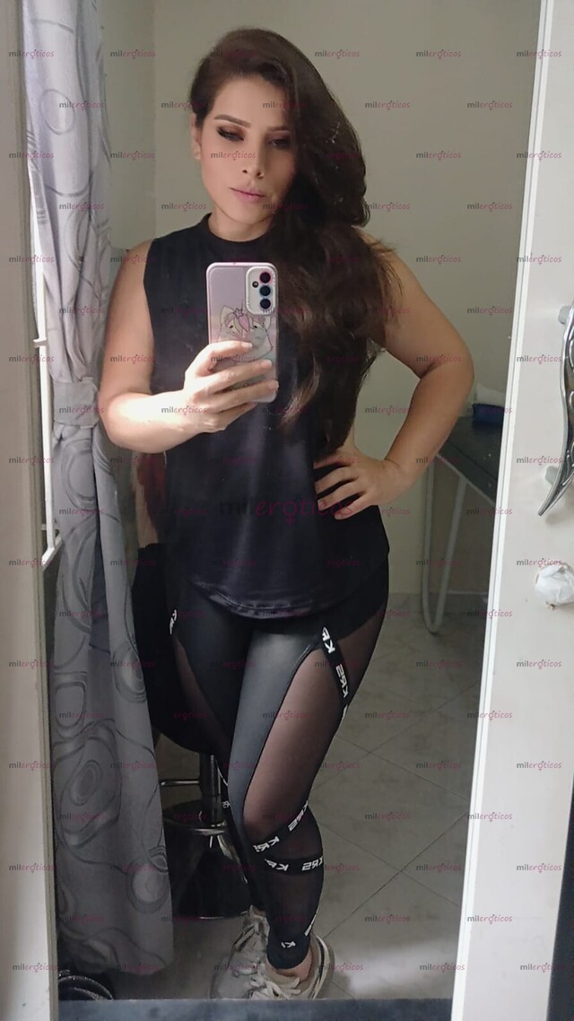 FOTOS DE LINDA MASAJISTA,DE OJOS HERMOSOS Y MANOS QUE TALLARAN TU CUERPO EN UN MASAJE