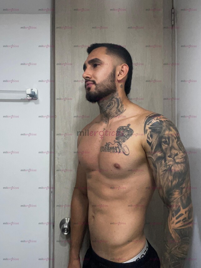 FOTOS DE JADE ESPECIALISTA EN TÉCNICAS DE RECUPERACIÓN FÍSICA Y ENERGÉTICAS NURU COLOMBIA