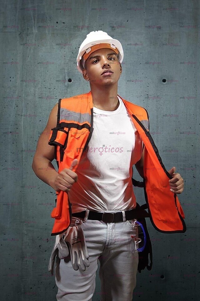 FOTOS DE DISPONIBLE CALEÑO MORENO VERGOTA 23CM PARA PASIVOS AGUANTADORES SUMISOS