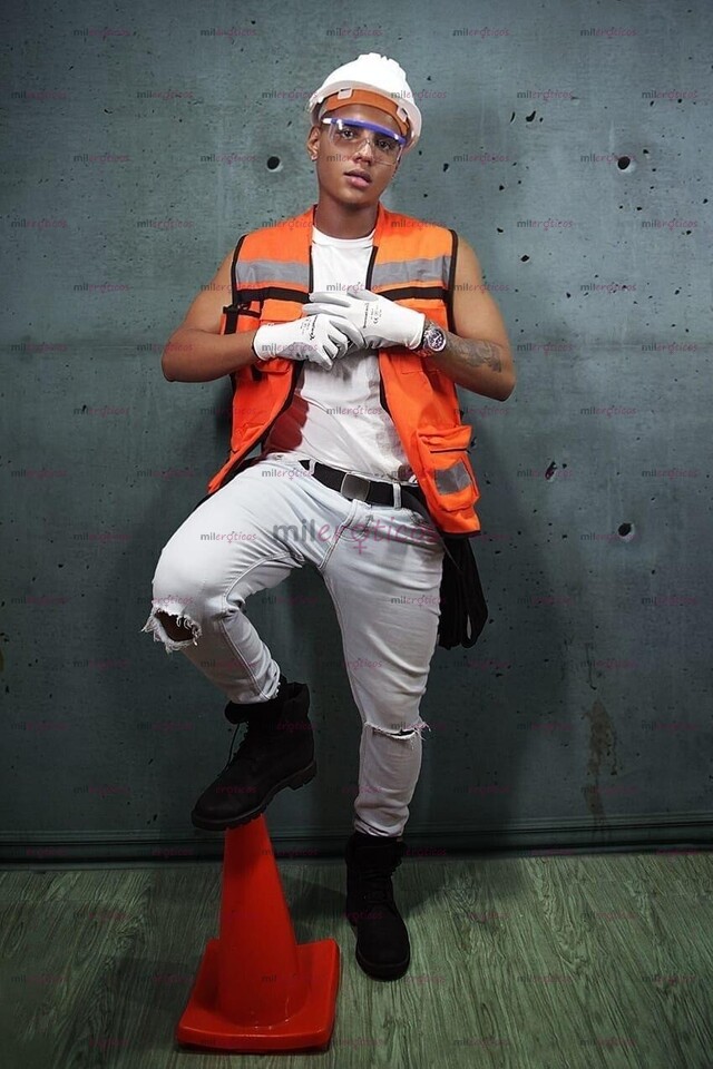 FOTOS DE DISPONIBLE CALEÑO MORENO VERGOTA 23CM PARA PASIVOS AGUANTADORES SUMISOS