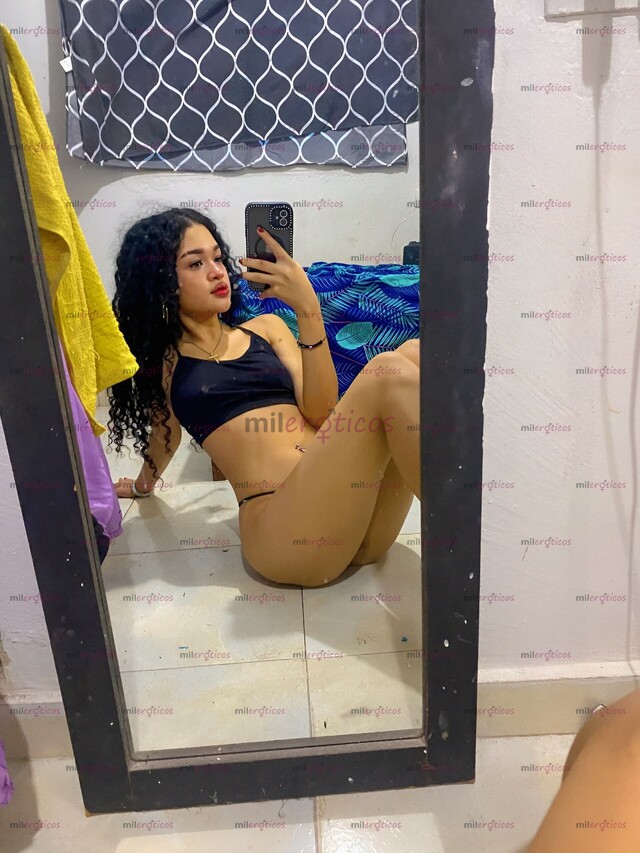 FOTOS DE HOLA AMOR. SOY BABYBOMBOM LINDA, SENXUAL Y ARDIENTE. DISPUESTA A COMPLACERTE