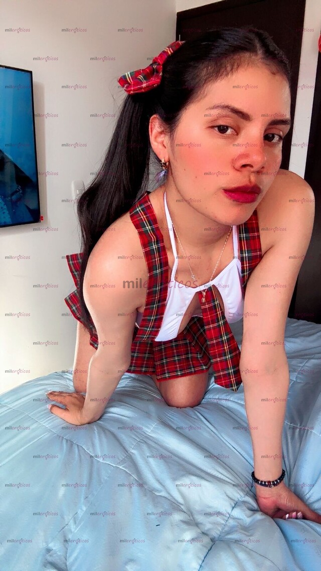 FOTOS DE MI VAGINA APRETADITA Y HUMEDA TE LLEVARÁ AL CIELO FLACA PELINEGRA