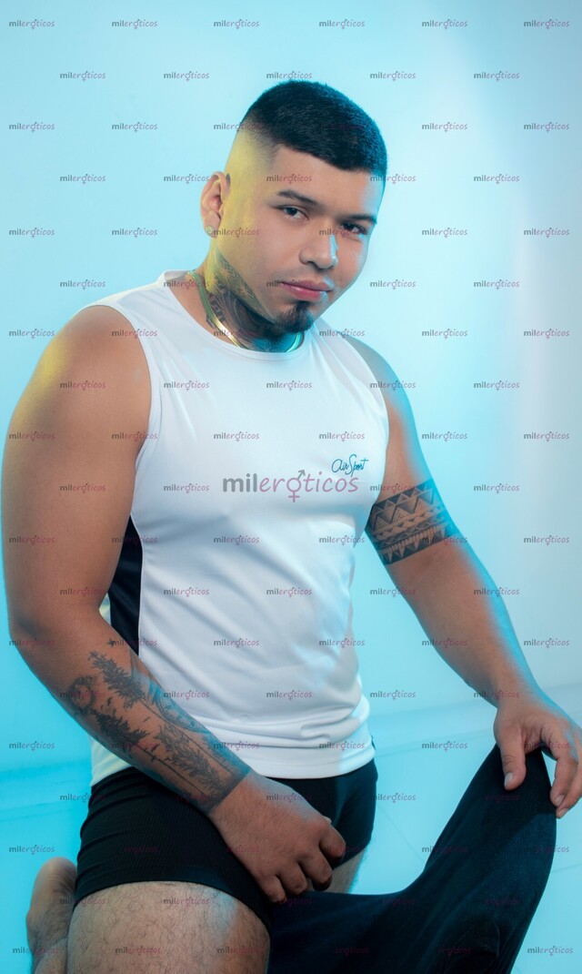 FOTOS DE MACHO VARONIL TATUADO COMPLACIENTE ACTIVO CON SITIO PRIVADO