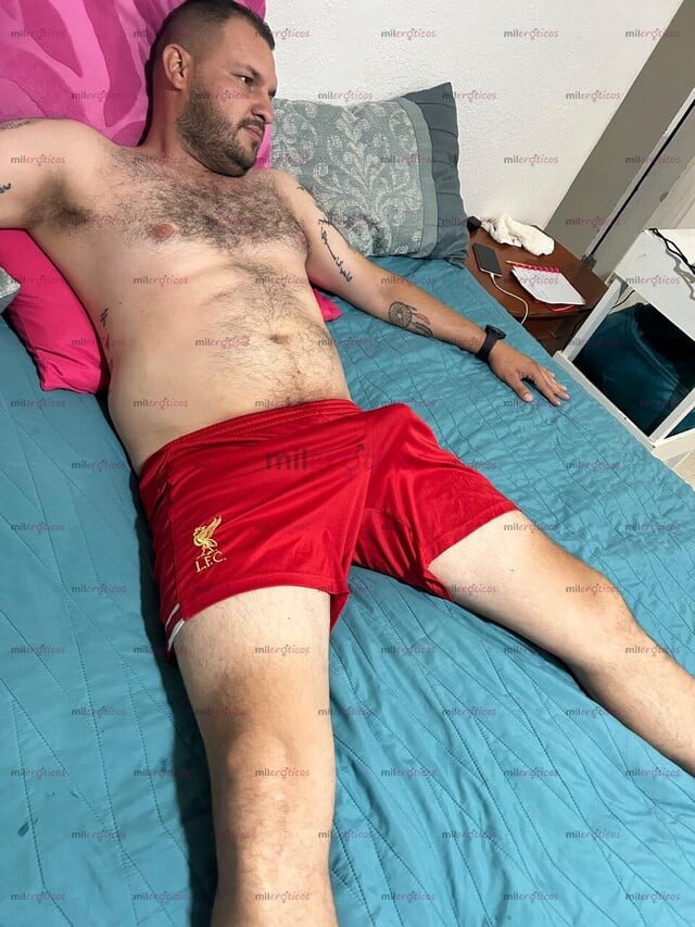 FOTOS DE SEMENTAL DOTADO CON BUENA VERGA Y LECHUDO PARA QUE TE TRAGUES TODA MI LECHE