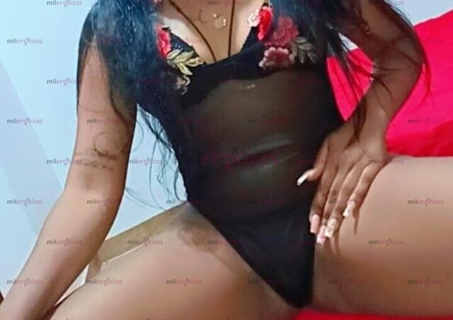 FOTOS DE NEGRITA RECIÉN LLEGADA, CALIENTE CON GANAS DE LECHITA RICA PARA TI