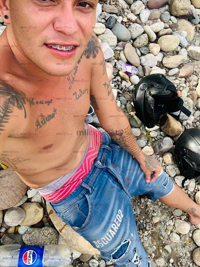 FOTOS DE HOLA SOY SEBASTIAN CHICO CALIENTE Y DISPUESTO A COMPLASERTE EN LO QUE DESEES