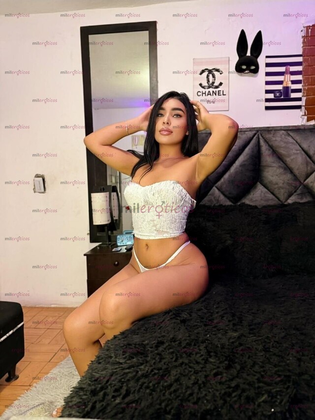 FOTOS DE LINDA PELINEGRA DE 20 AÑOS LISTA PARA COMPLACERTE