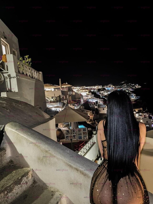 FOTOS DE HERMOSA CHICA QUE TE HARA PASAR UN AGRADABLE MOMENTO