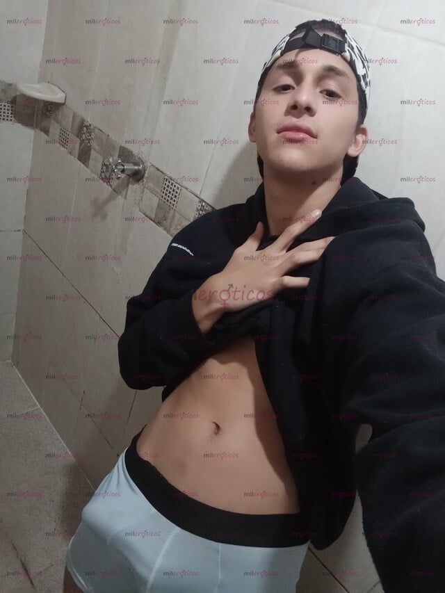 FOTOS DE ERICK TU SCORT VENEZOLANO RECIÉN LLEGADO A TU CIUDAD