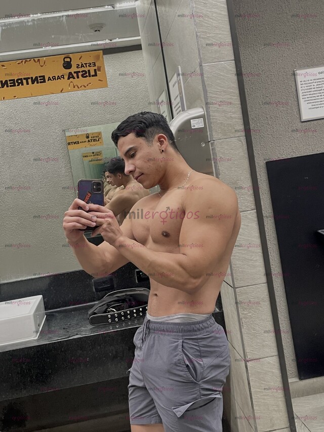 FOTOS DE CHICO JOVEN GUAPO Y VARONIL DE BUENAS NALGAS