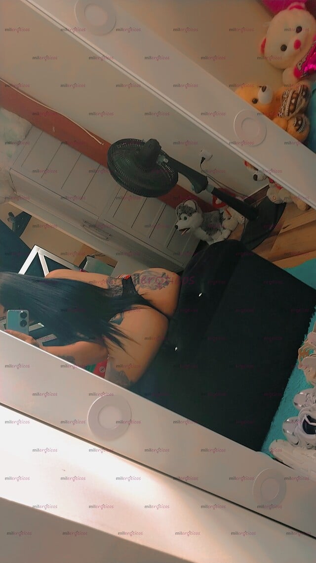 FOTOS DE HERMOSA CHICA VIP CON VAGINA JUGOSA Y ESTRECHITA