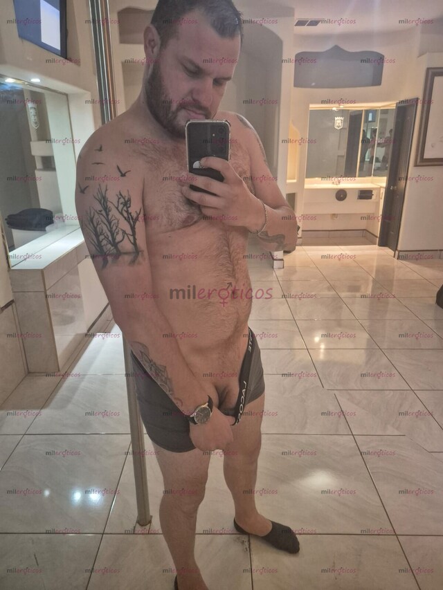 FOTOS DE SEMENTAL DOTADO CON BUENA VERGA Y LECHUDO PARA QUE TE TRAGUES TODA MI LECHE