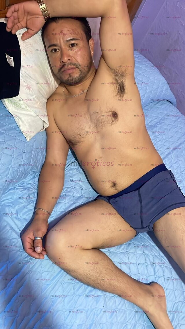 FOTOS DE MADURO NUEVO EN EL AMBIENTE CACHONDO Y CUMPLIDOR