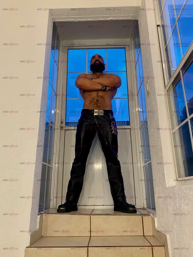 FOTOS DE BIKER, LEATHER, MUSCULOSO. SIMPLEMENTE LA MEJOR OPCION PARA TI...