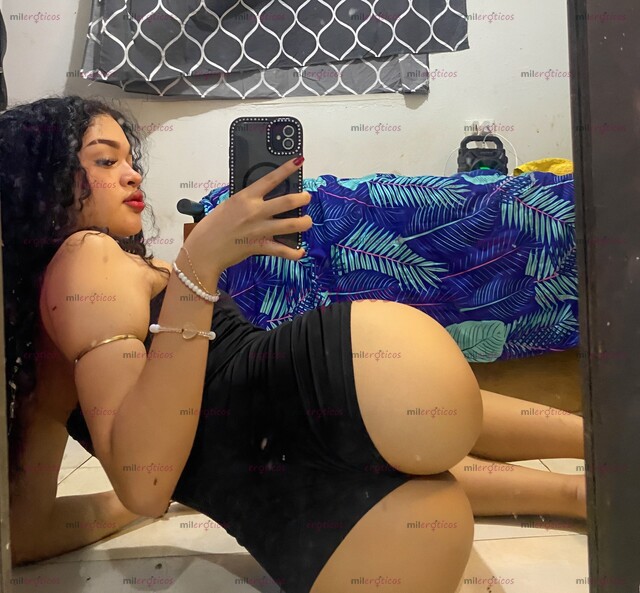 FOTOS DE CONSIENTE A TU HOMBRE , CON UNA CHICA VIP COMO YO . DISPONIBLE