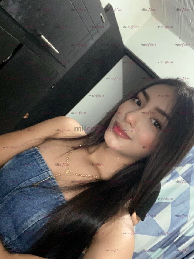 FOTOS DE HERMOSA NENA PETIT 21 AÑOS INICIANDO EN EL AMBIENTE