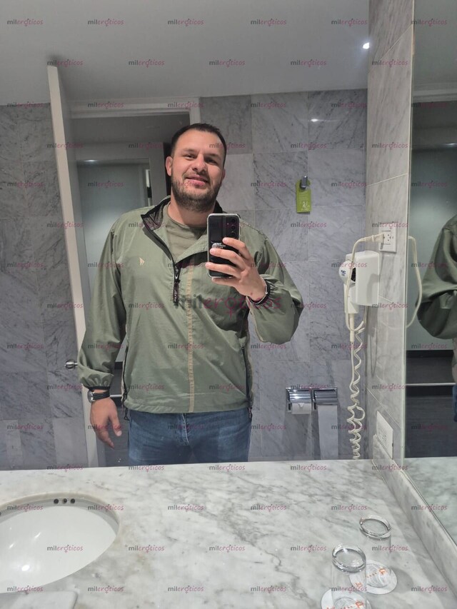 FOTOS DE MACHO ENTRON, SOLO ACTIVO. CON 22 CM PARA DESTROSARTE EL CULITO