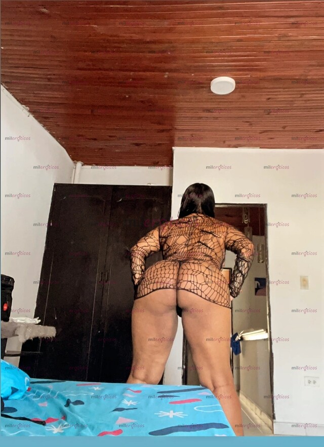 FOTOS DE CAMILA RICA INDIA CULONA DESEOSA EN CUMPLIR TUS FANTASIAS