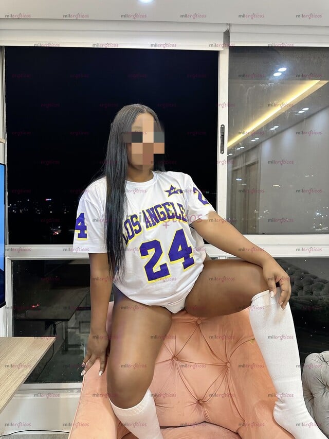 FOTOS DE NEGRA VOLUPTUOSA RICAS NALGAS SÚPER ARRECHA MUY CALIENTE