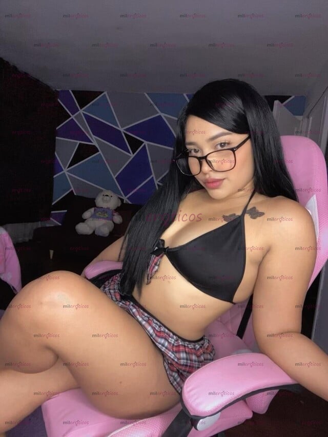 FOTOS DE NUEVA EN TU CIUDAD UNIVERSITARIA BIEN ARRECHA CON GANAS DE FOLLAR