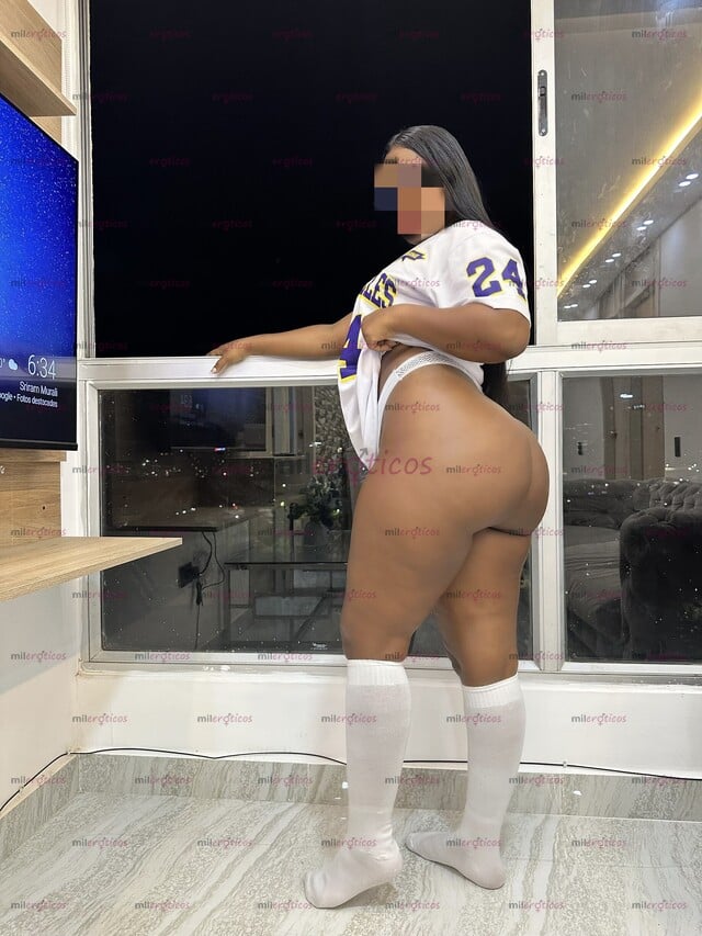 FOTOS DE NEGRA VOLUPTUOSA RICAS NALGAS SÚPER ARRECHA MUY CALIENTE