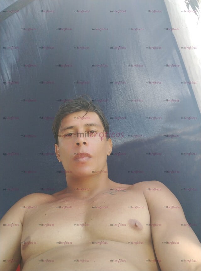 FOTOS DE ESTOY MÁS CALIENTE Y ARDIENTE CON UNA V DE 23 CM TAMBIÉN VENDO CONTENIDO Y H