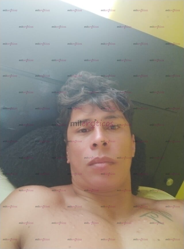 FOTOS DE ESTOY MÁS CALIENTE Y ARDIENTE CON UNA V DE 23 CM TAMBIÉN VENDO CONTENIDO Y H