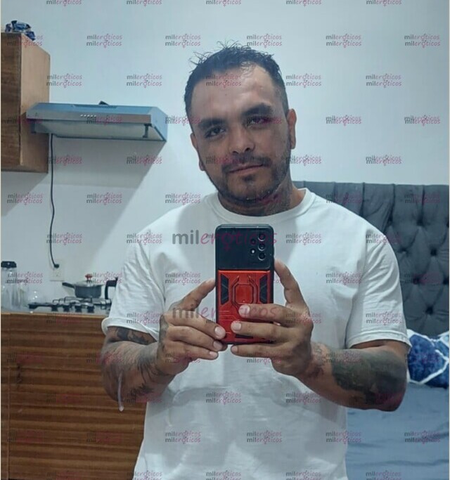 FOTOS DE MACHO CHACAL TATUADO 19..5CM GRUESO VENUDO Y JUGOSO TROSO100% SATISFACTORIO