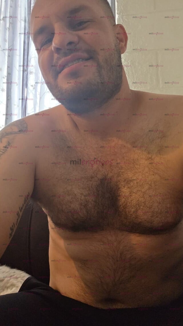 FOTOS DE SEMENTAL DOTADO CON BUENA VERGA Y LECHUDO PARA QUE TE TRAGUES TODA MI LECHE