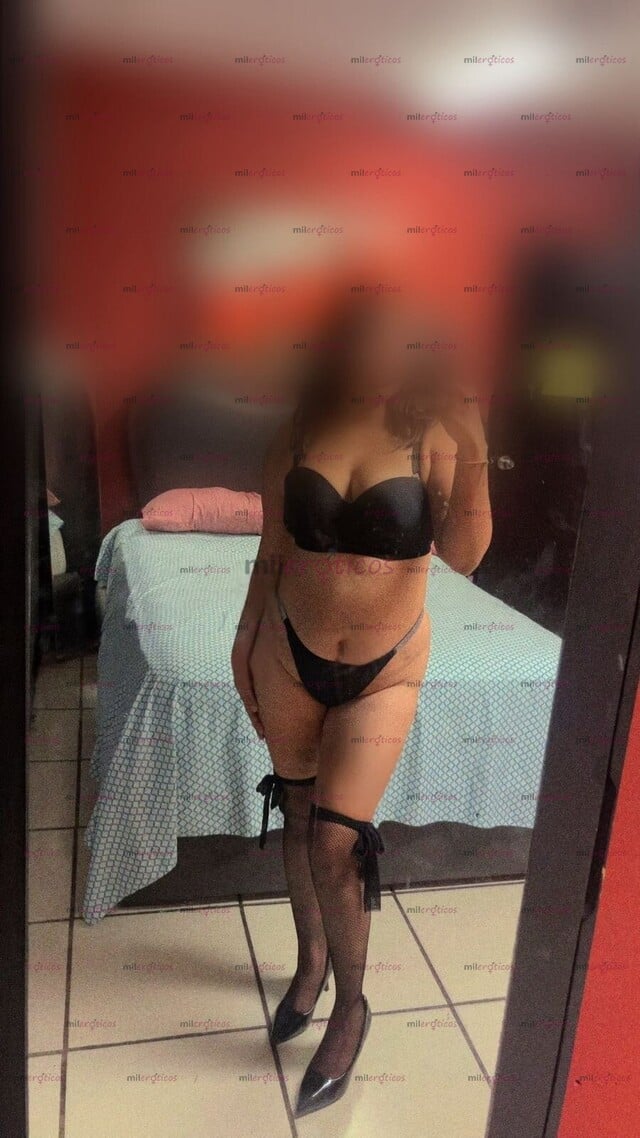 FOTOS DE CANDENTE Y DELICIOSA MUJER CON GANAS DE QUITARTE ESE ESTRÉS QUE LLEVES MASAJE