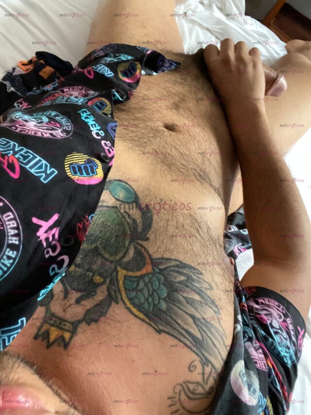 FOTOS DE MASAJE EROTICO O RELAJANTE DE HOMBRE A HOMBRE...
