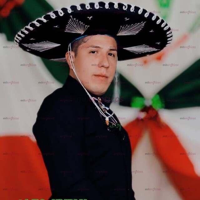 FOTOS DE G2501 SI COMO LO VISTE CON YORDI ROSADO EN TV LEO KURY MEJOR GIGOLO CDMX