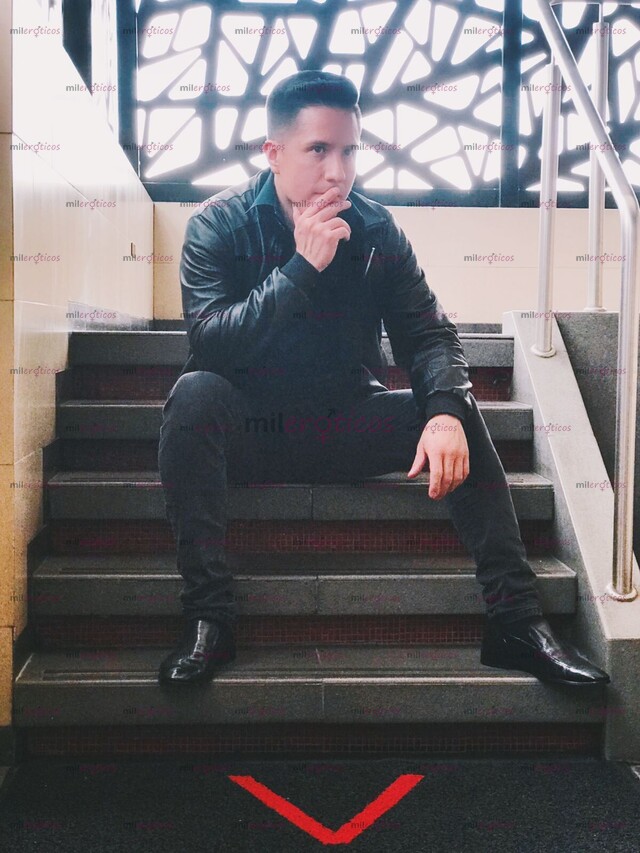 FOTOS DE G2501 SI COMO LO VISTE CON YORDI ROSADO EN TV LEO KURY MEJOR GIGOLO CDMX