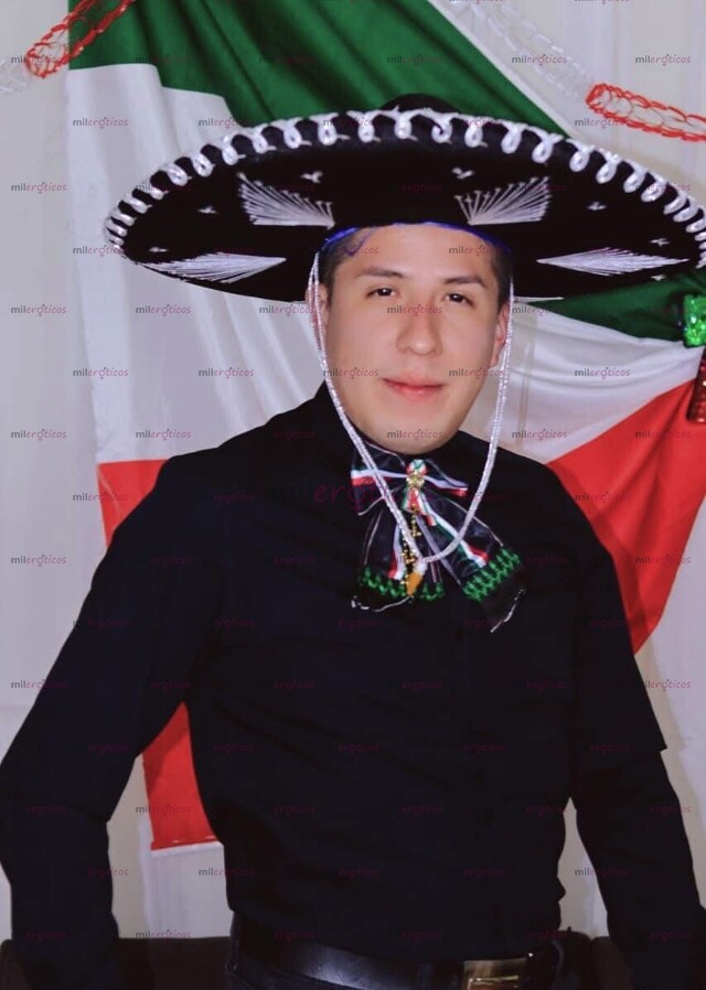 FOTOS DE G2501 SI COMO LO VISTE CON YORDI ROSADO EN TV LEO KURY MEJOR GIGOLO CDMX