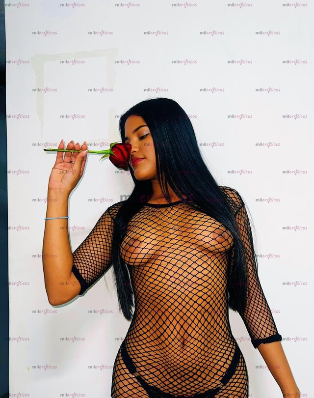 FOTOS DE KAROL TRAVIEZA Y JUGUETONA PARA PASARLA RICO MI AMOR TE ESPERO