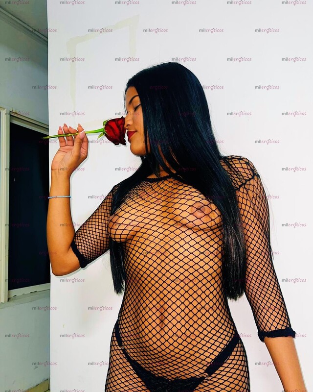 FOTOS DE KAROL TRAVIEZA Y JUGUETONA PARA PASARLA RICO MI AMOR TE ESPERO