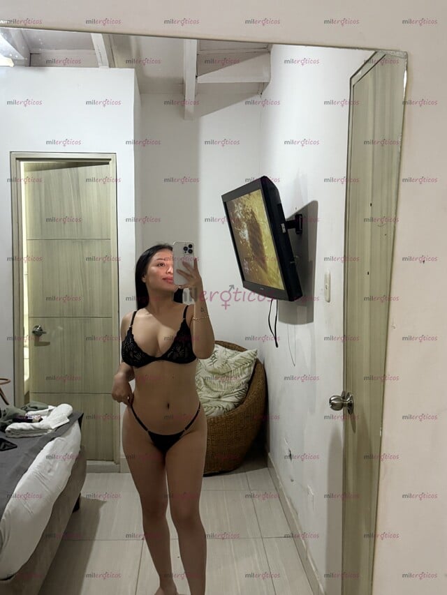 FOTOS DE PAISITA PELI NEGRA CON RICAS TETAS CARIÑOSA Y MUY CALIENTE