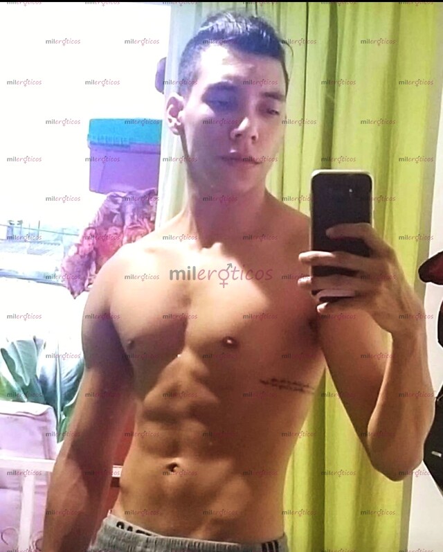 FOTOS DE SANTIAGO UNIVERSITARIO BILINGÜE 24 AÑITOS (20CM)