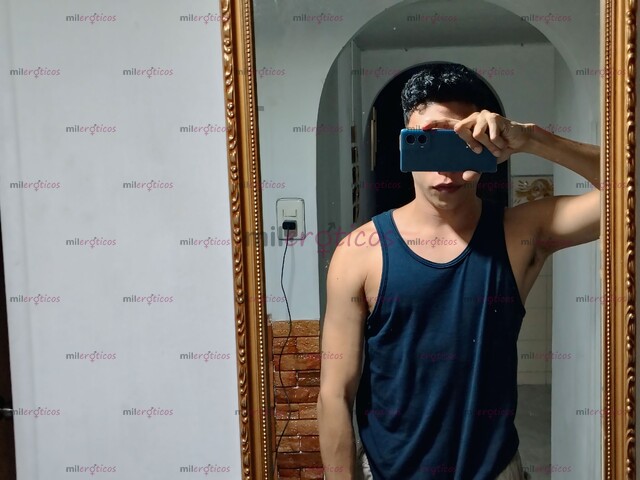 FOTOS DE SANTIAGO UNIVERSITARIO BILINGÜE 24 AÑITOS (20CM)