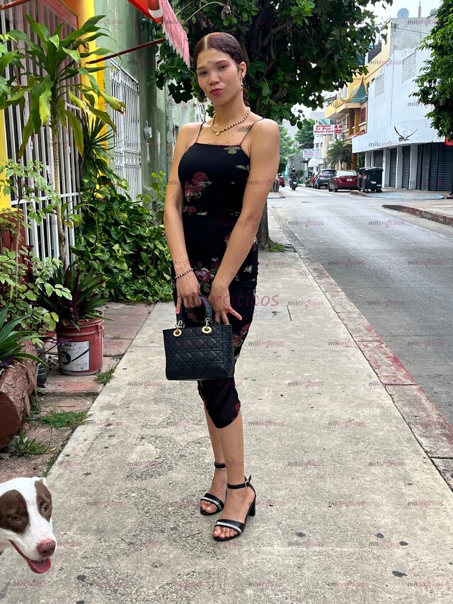 FOTOS DE HOLA ME LLAMO LUNA SOY UNA CHICA DIVERTIDA Y COMPLACIENTE