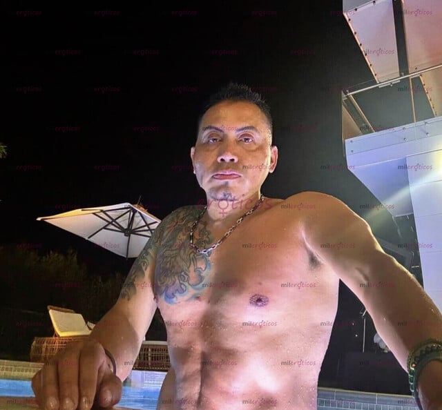FOTOS DE MASAJES PROFESIONALES A HOMBRES MUY CANSADOS A DOS O 4 MANOS