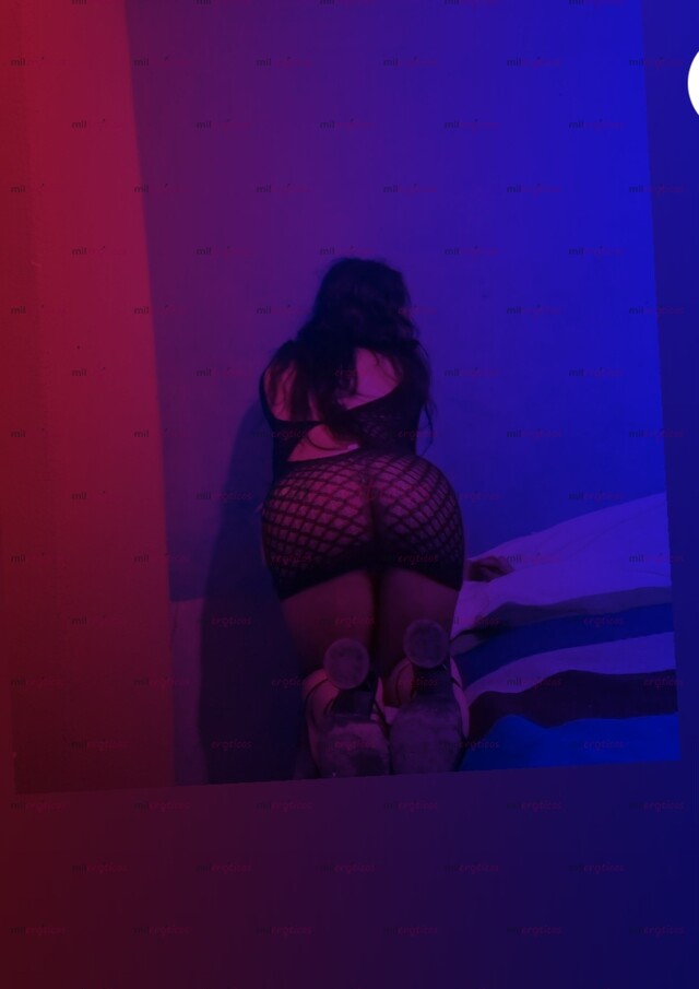 FOTOS DE HERMOSA CHICA TRANS DISPUESTA A COMPLACERTE EN TUS MAS LOCAS Y RICAS FANTACIAS