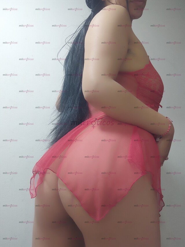 FOTOS DE RICA CHICA PELI NEGRA CON GANAS DE COMERTE Y ASERTE FULL ORAL