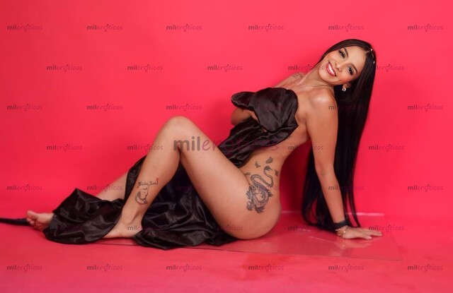 FOTOS DE YA EN MÉRIDA ALISSON FLACA PELINEGRA TRATO DE NOVIOS ALEGRE Y ARRECHA