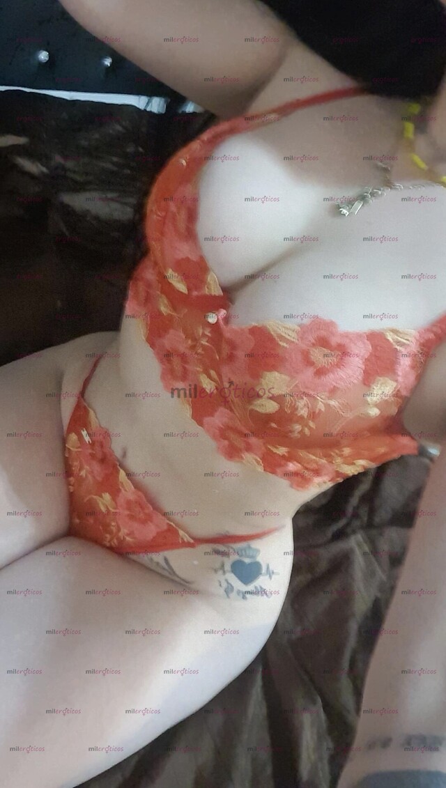 FOTOS DE VIOLETA , MASAJES CON LUGAR, SERVICIO COMPLETO, HORARIOS 1PM A 8PM