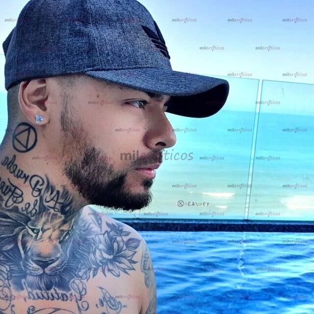 FOTOS DE DEMIAN PAISA VIP EXÓTICO, TATUADO Y COMPLICACIENTE ! UN MASAJE ?