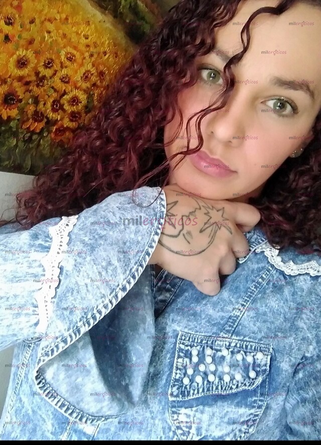 FOTOS DE MUY BIEN UBICADA!!... JULIETA!!.. EXCELENTE MAMADORA!!