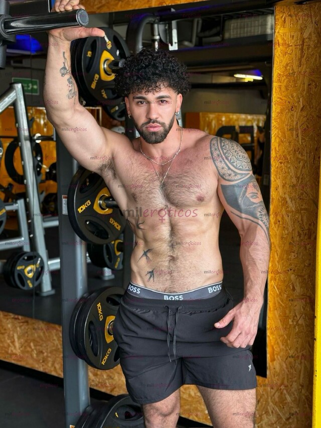 FOTOS DE MASAJISTA EROTICO 100% VERSATIL Y VARONIL 18 CM DE VERGA Y BUEN CULO