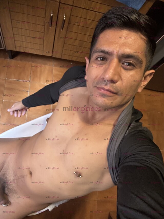 FOTOS DE ROTSEN ACTIVO CARISMATICO BUEN TRATO VARONIL COMPLACIENTE