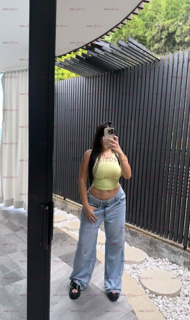 FOTOS DE DELICIOSA BLANQUITA ESTRECHITA LISTA PARA ESTRENAR